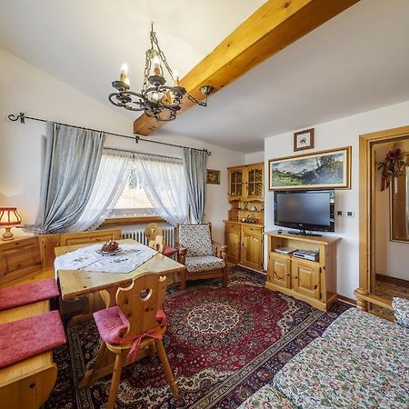 Villa Casanova - Stayincortina Кортина-д'Ампеццо Номер фото