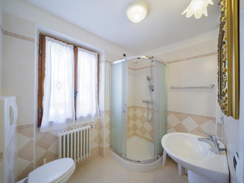 Villa Casanova - Stayincortina Кортина-д'Ампеццо Номер фото