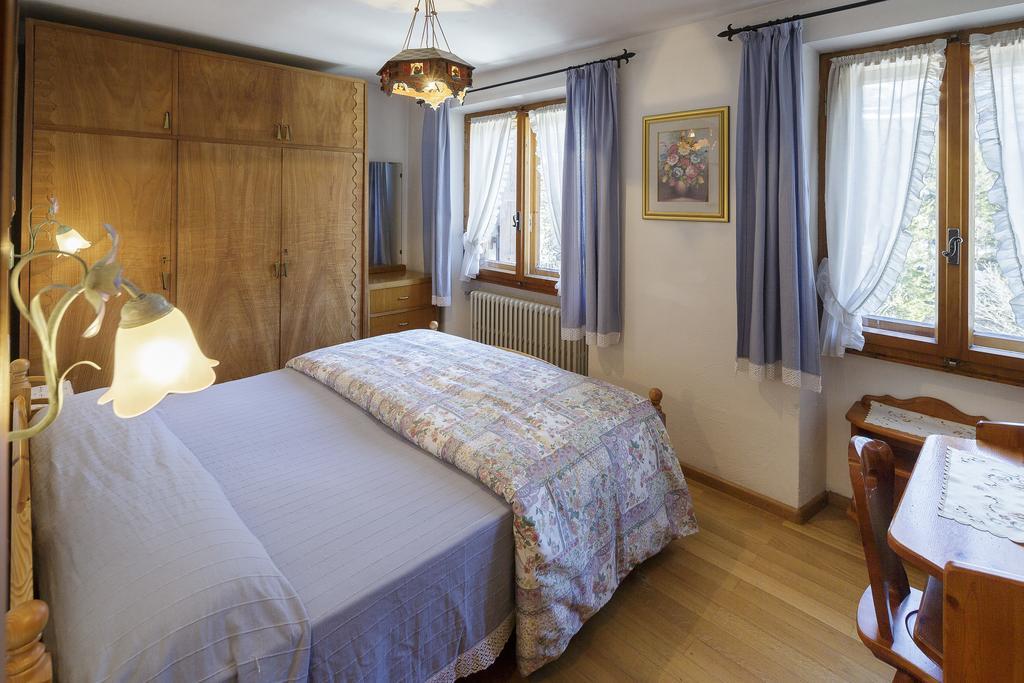 Villa Casanova - Stayincortina Кортина-д'Ампеццо Номер фото